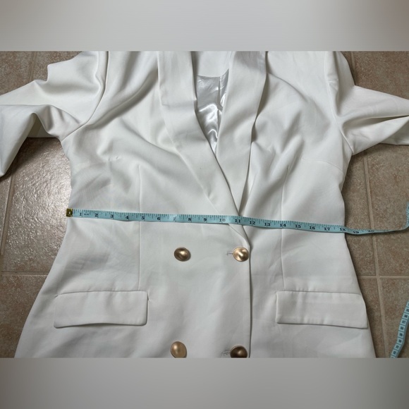 Pretty Little Things White Blazer Dress Gold Buttons, Size 8 - Picture 10 of 15